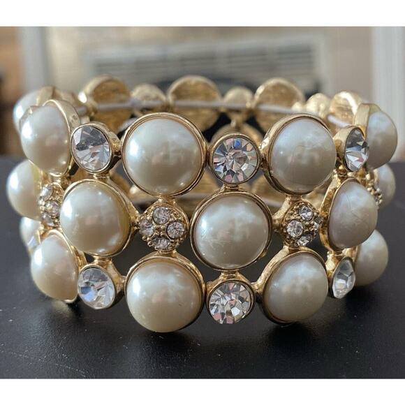 Pearl And Rhinestone Stretch Bracelet Statement Piece - Picture 3 of 6